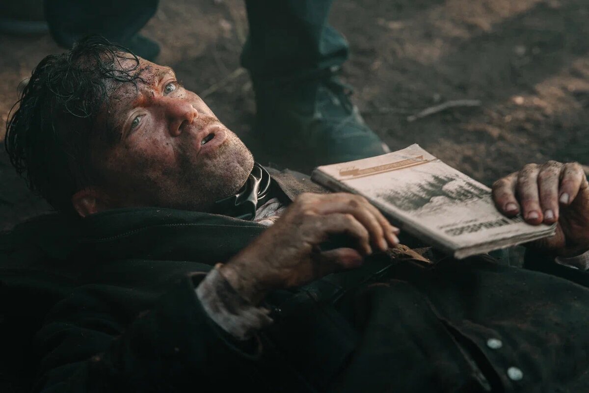 Источник фото: https://www.kino-teatr.ru/kino/movie/ros/119122/foto/1421660/