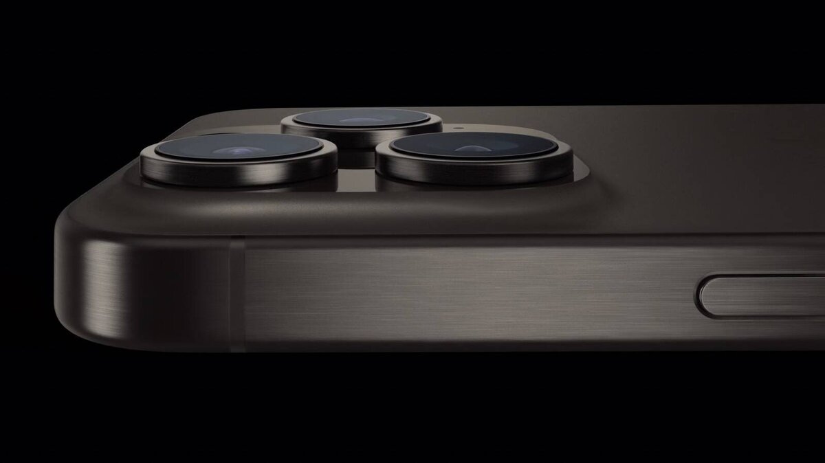 iPhone 15 Pro в титановом корпусе