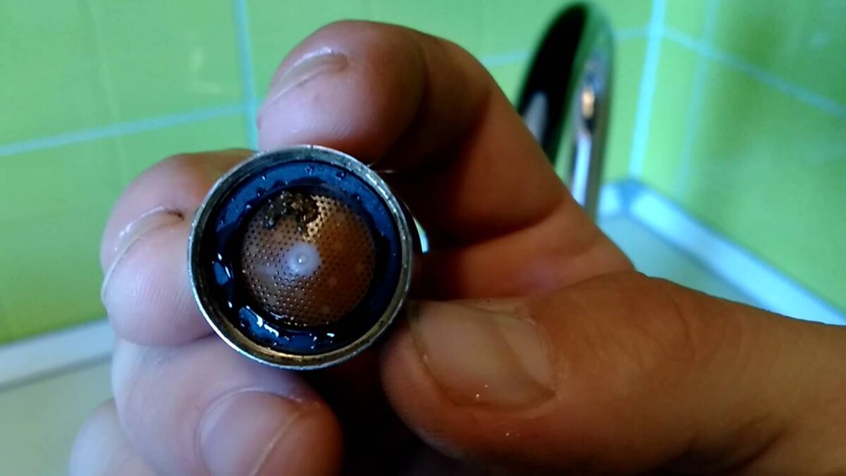 Засорившийся аэратор