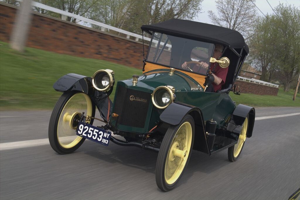     Вашу машину назвали рыдваном? Не обижайтесь, а ответьте так