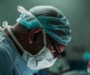    Фото: unsplash.com / JC Gellidon Ольга Суханова