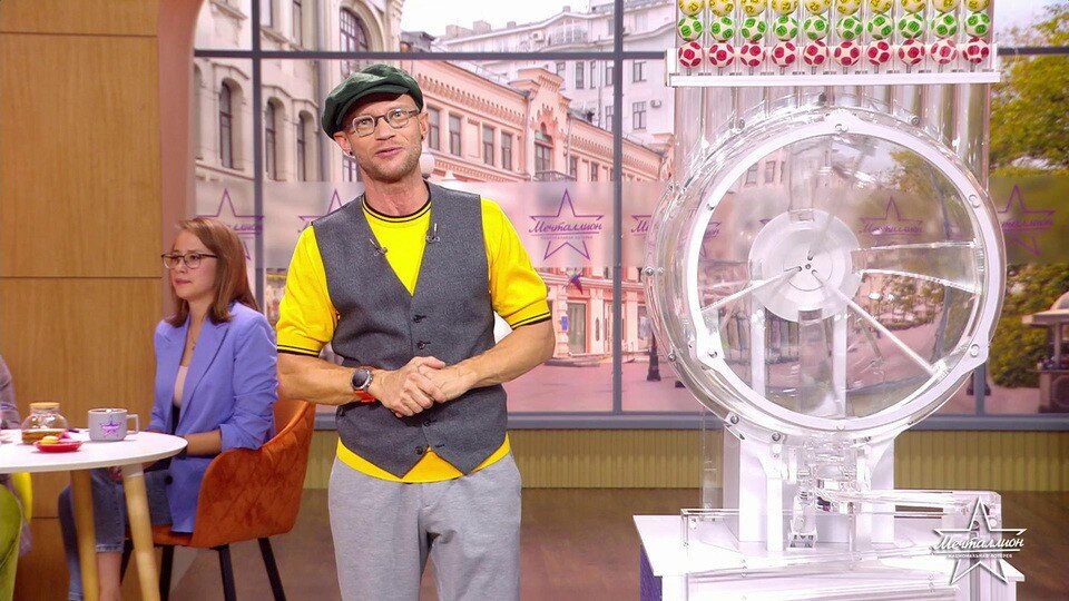 Буланова спела хит на телепередаче у Хрусталёва после розыгрыша лото.