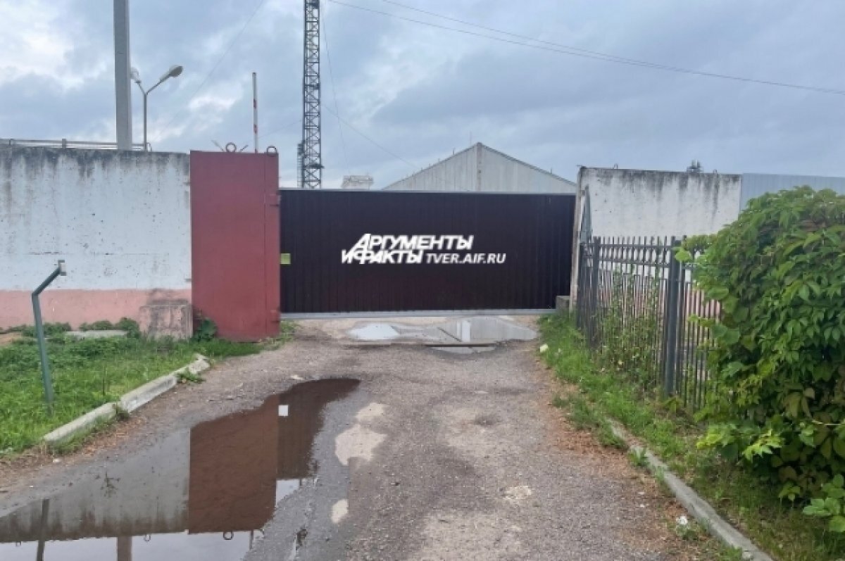    Бежать некуда.