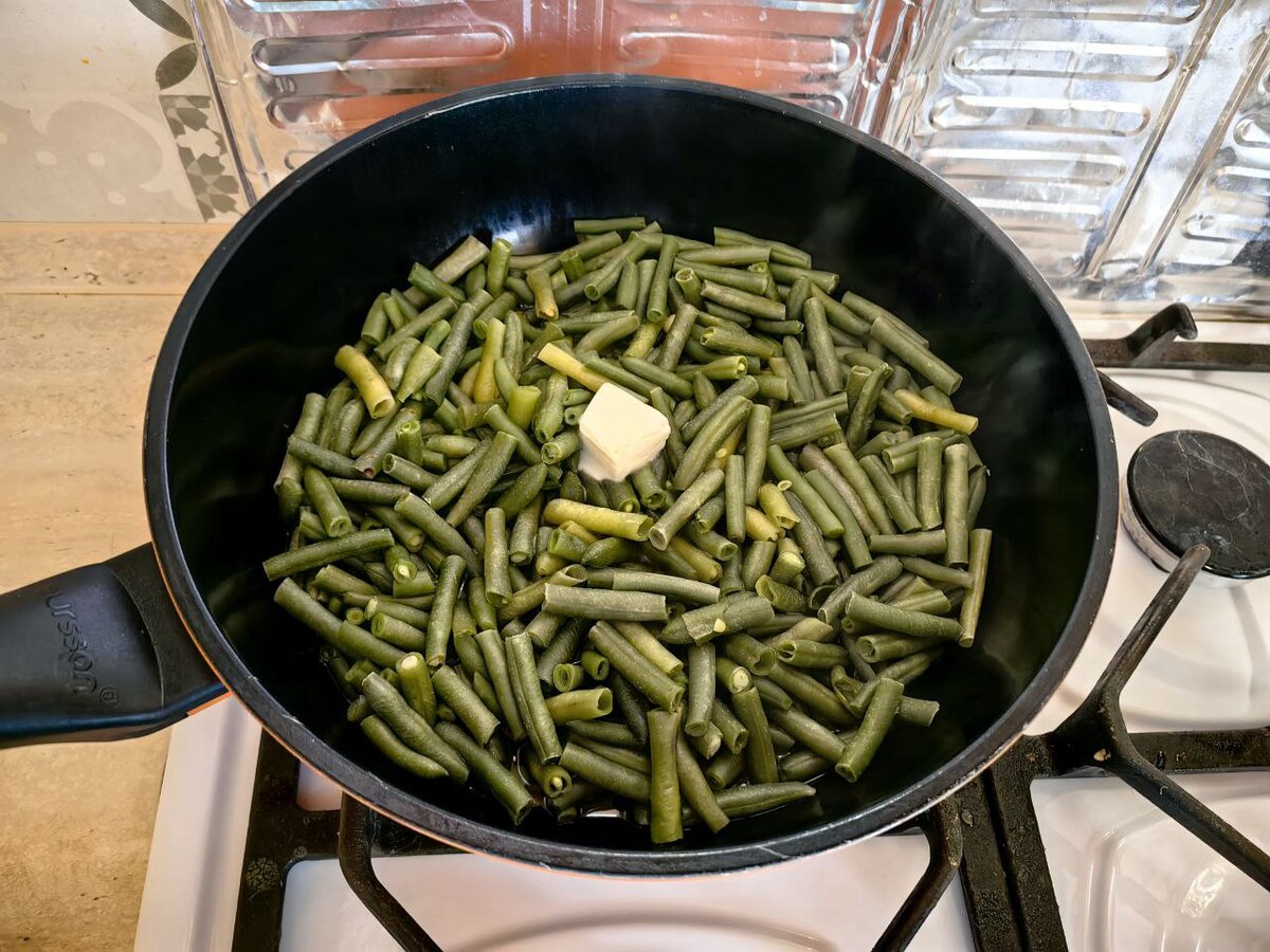 кастрюля гарнир. овощной гарнир из целиком запеченных кабачков. блюда из желтых кабачков. рис в кастрюле. кассероль керамическая прямоугольная napoleon.