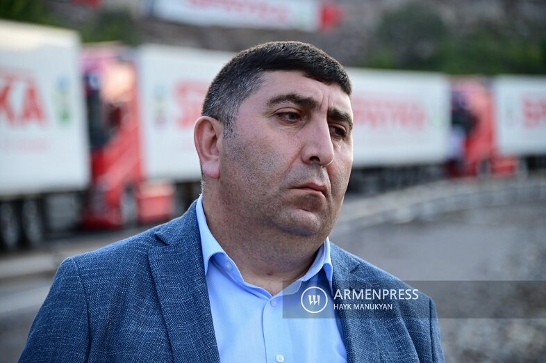 Представитель Рабочей группы по управлению гуманитарным кризисом в Нагорном Карабахе Вардан Саркисян отметил, что направляющиеся в Нагорный Карабах грузовики с гуманитарной помощью останутся в...-4