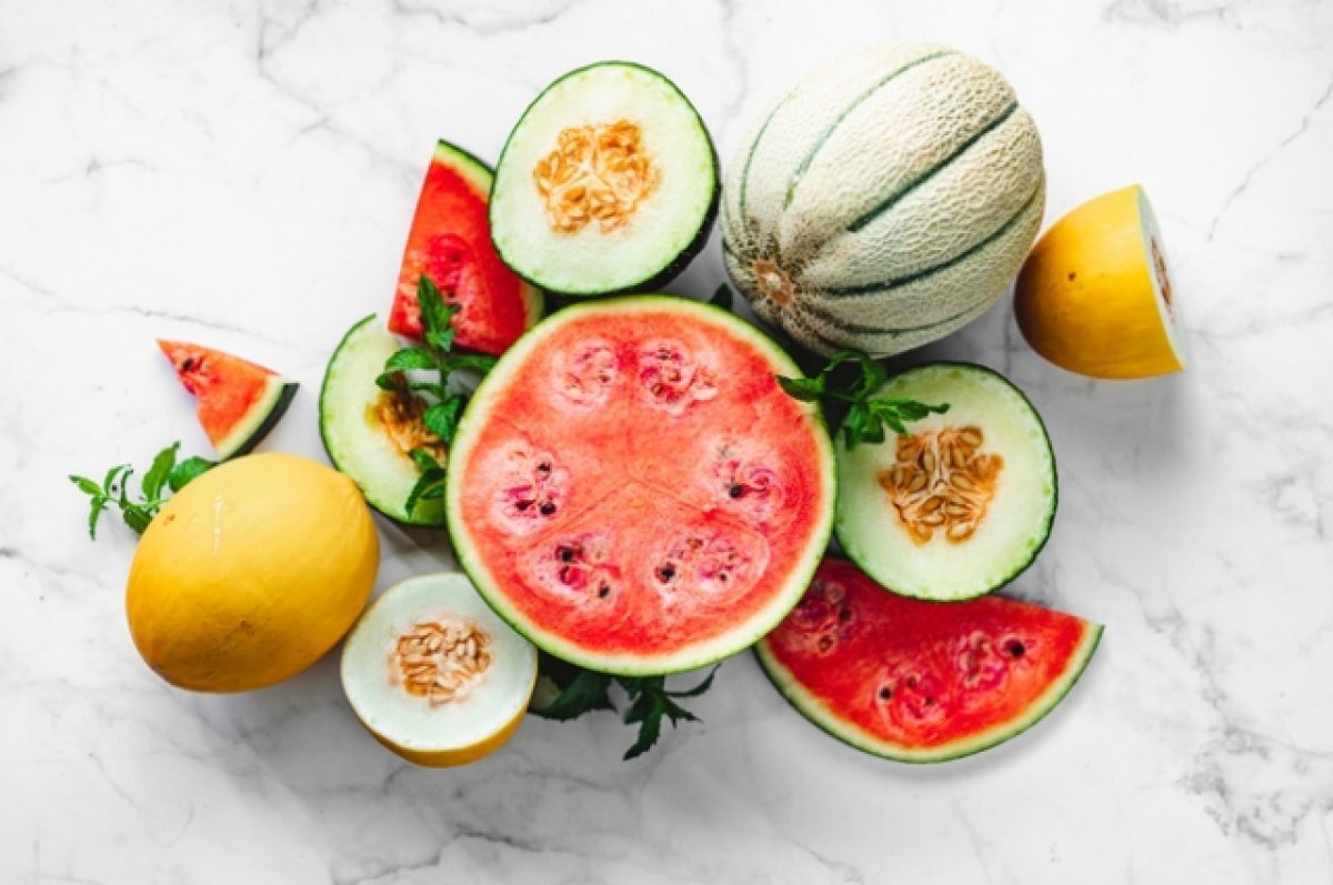    Пять продуктов, которые сочетаются с арбузом.