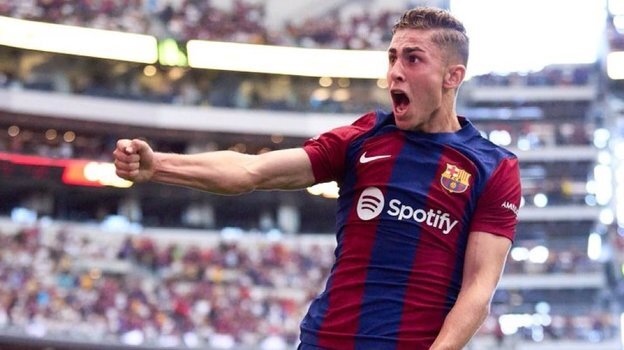    Фермин Лопес забил второй гол в матче.ФК «Барселона»