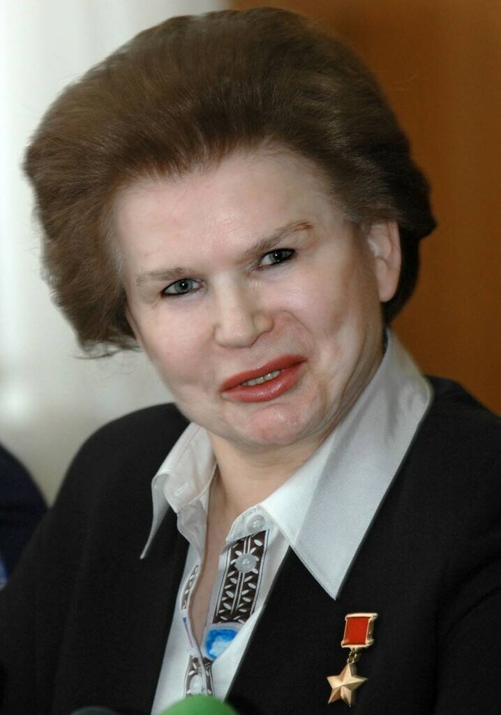 Терешкова снять. Терешкова космонавт.