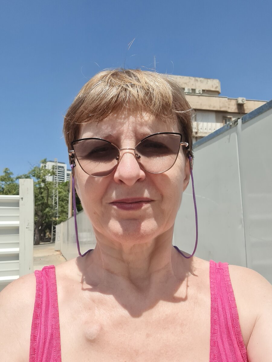 Жара уже с самого утра.