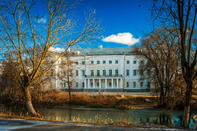 Главный дом Полотняного завода