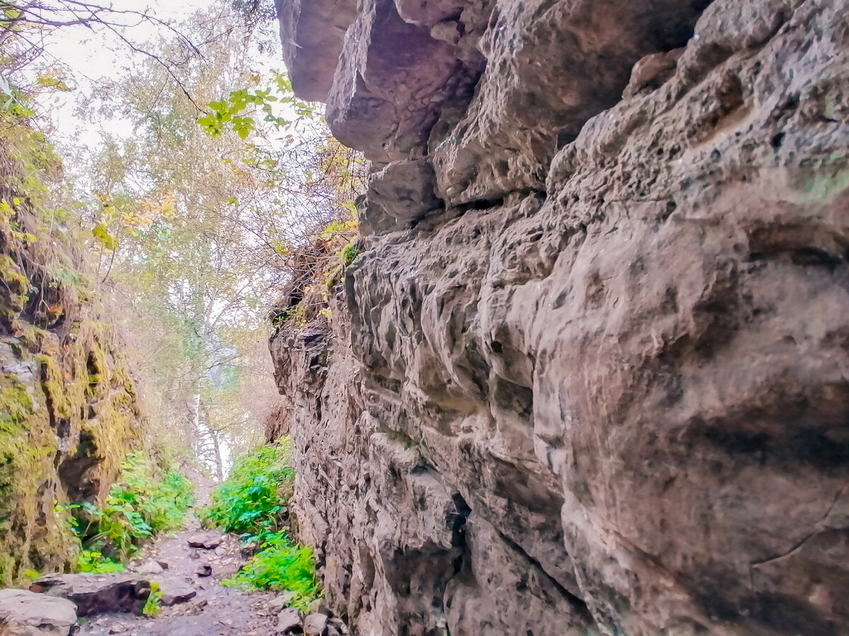 Правая стена