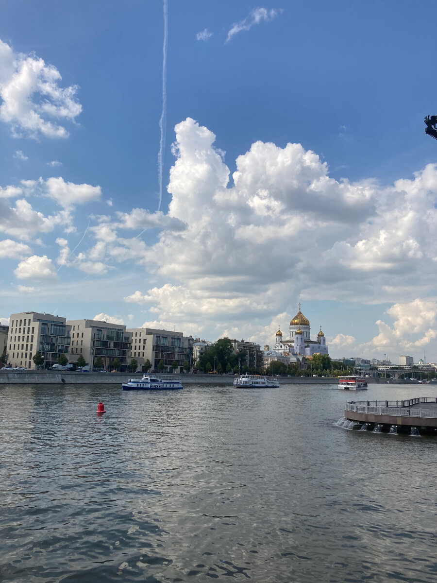 Храм Христа Спасителя в Москве. Все фотографии в публикации мои. 