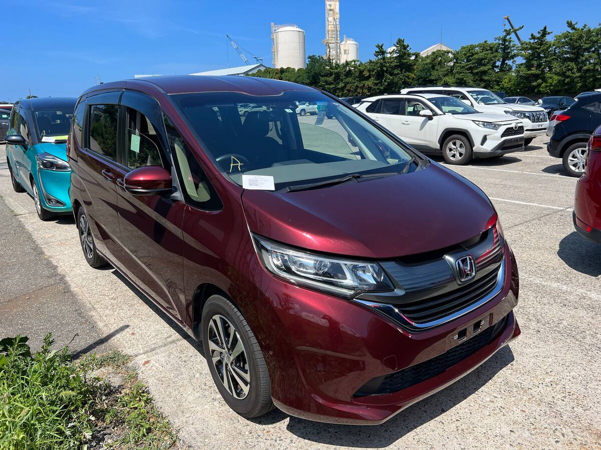 Honda freed 2017. Хонда Фрид 2018. Хонда Фрид плюс 2018. Хонда Фрид плюс 2019.