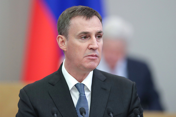    Дмитрий Патрушев: «По итогам года Россия сохранит статус нетто-экспортера продовольствия, планомерно продолжаем переориентироваться на поставки в дружественные страны, сейчас в структуре внешней торговли они занимают 80 процентов» Фото: duma.gov.ru
