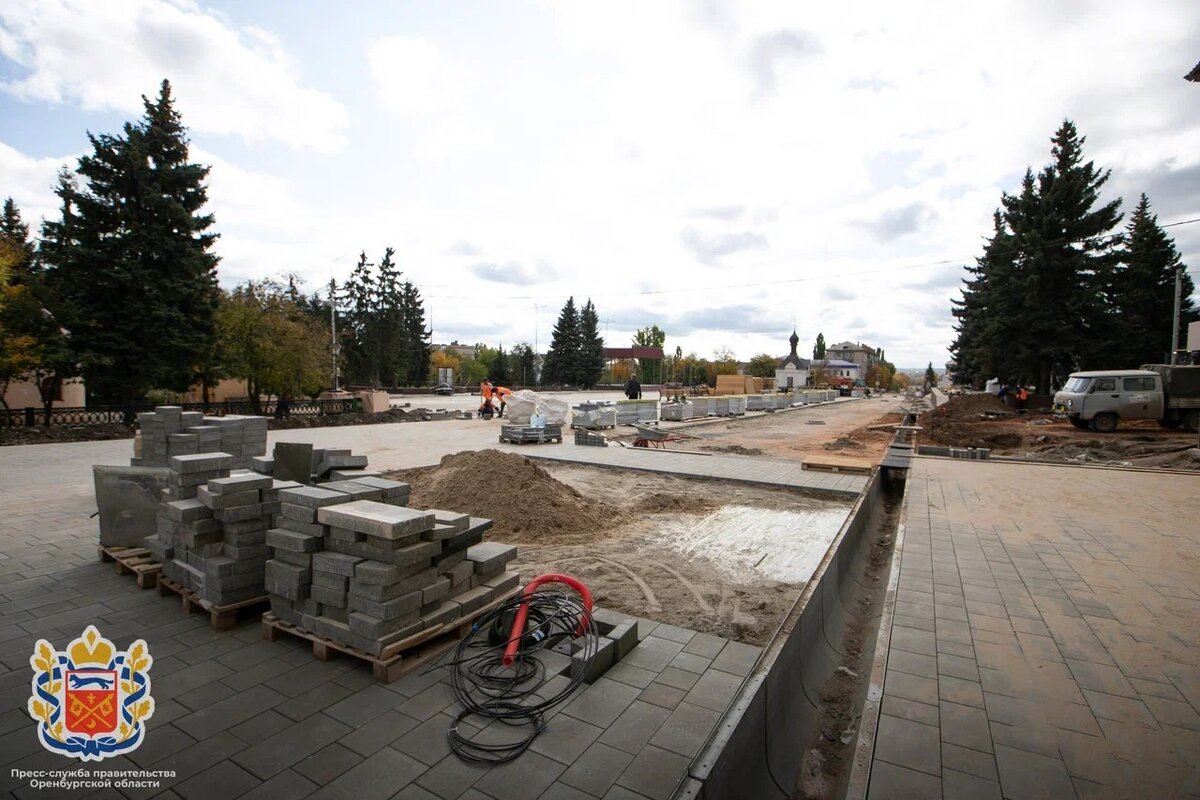  📷    Губернатор Денис Паслер осмотрел объекты благоустройства в Бугуруслане Андрей Севостьянов