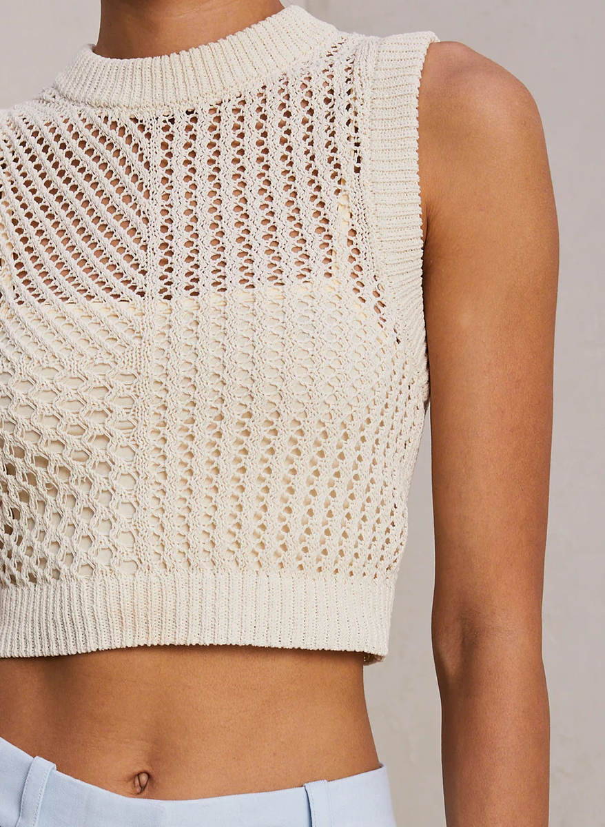  ,     !               .-3