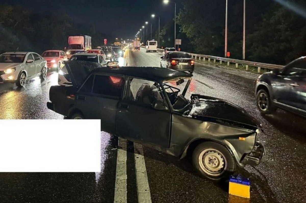    Водитель погиб в лобовом столкновении двух автомобилей на въезде в Минводы