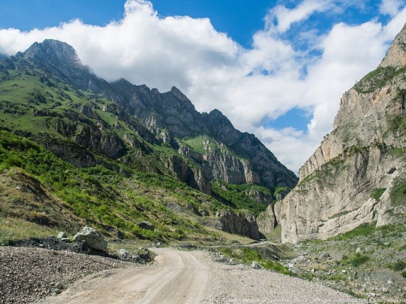 Кармадонское ущелье