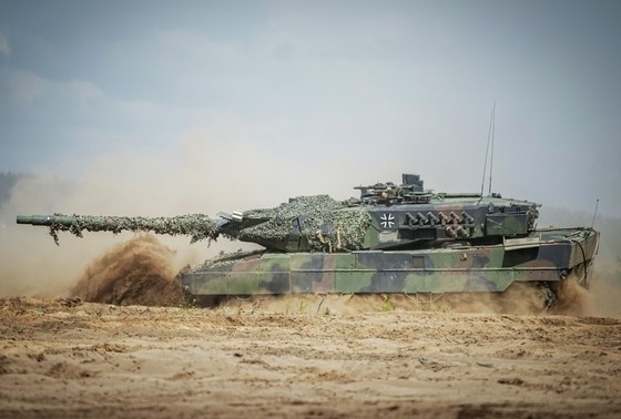    Немецкий основной боевой танк Leopard