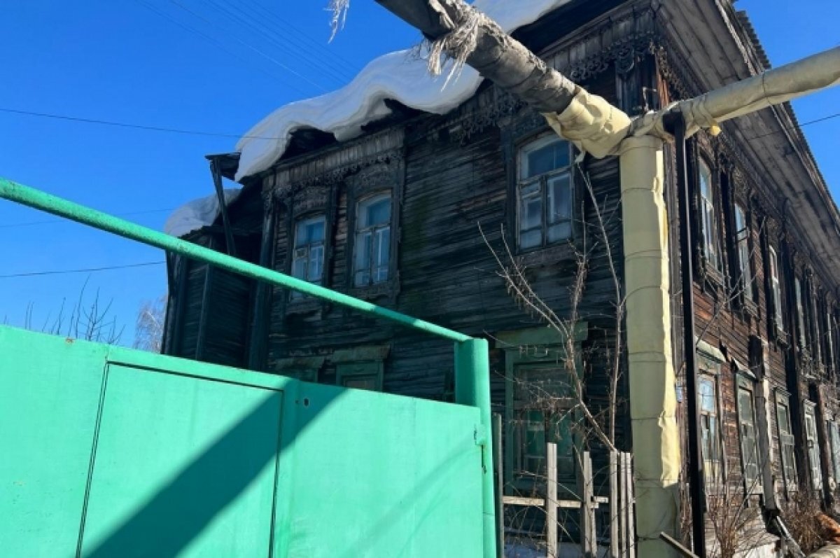    В Салехарде готовят к зиме аварийные дома