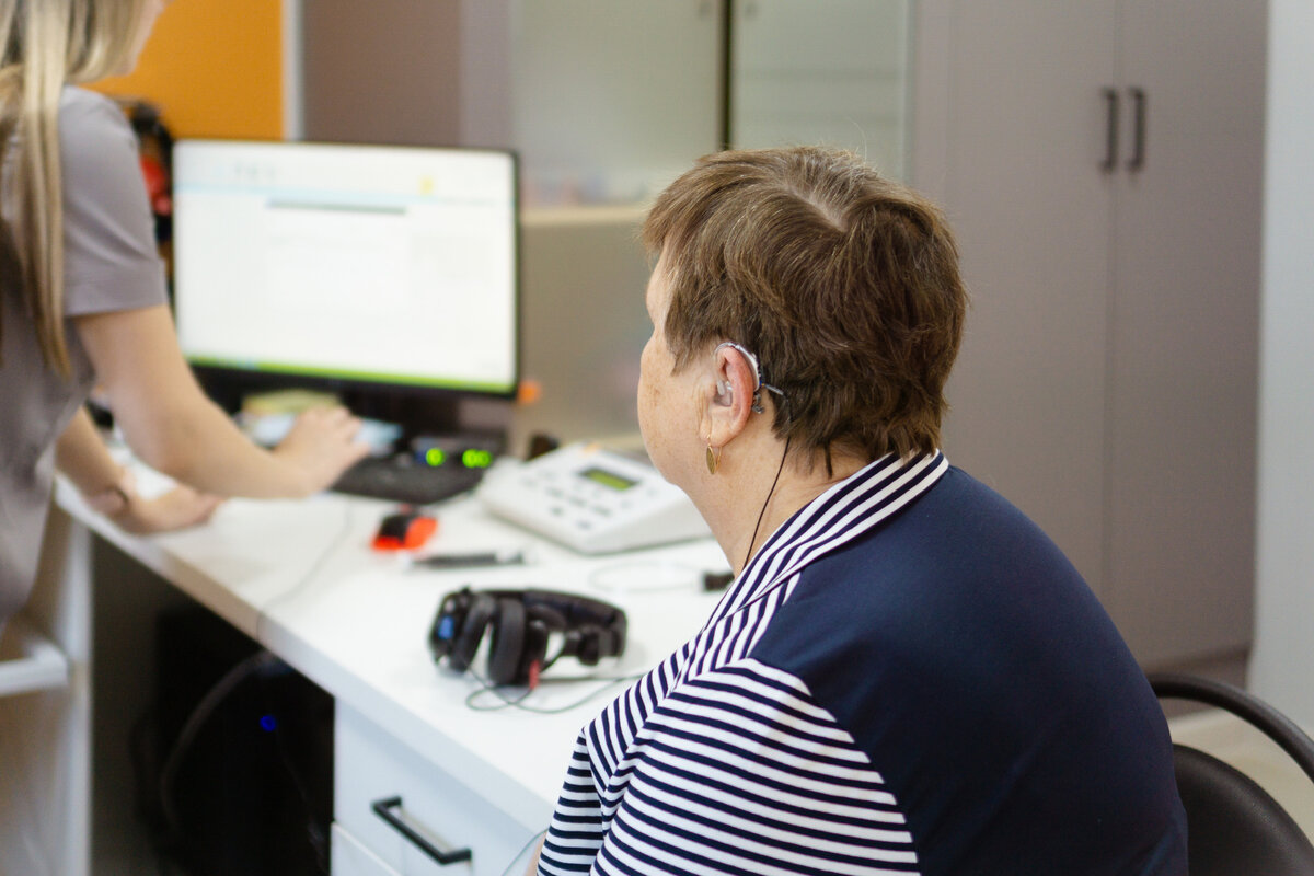 Подбор и настройка слуховых аппаратов в медицинском центре Аудиослух