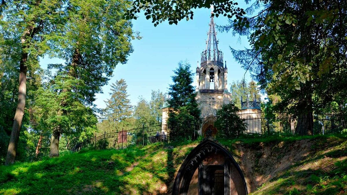 Шуваловский парк