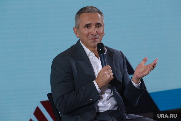    Александр Моор заявил, что Тюменская область и Югра успешно выдерживают конкуренцию с другими российскими регионами