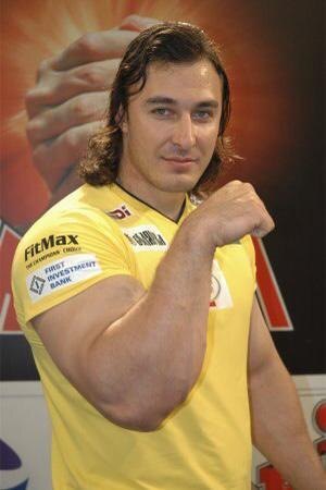 Алексей Воевода в 2004 году