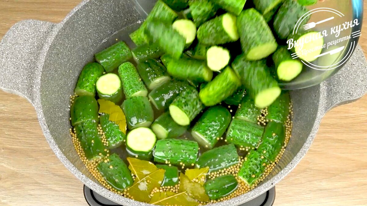 Огурцы по фински калнина. Огурцы на зиму самый вкусный. Огурцы по фински. Огурцы по-фински на зиму. Огурцы по-фински на зиму самый вкусный и простой