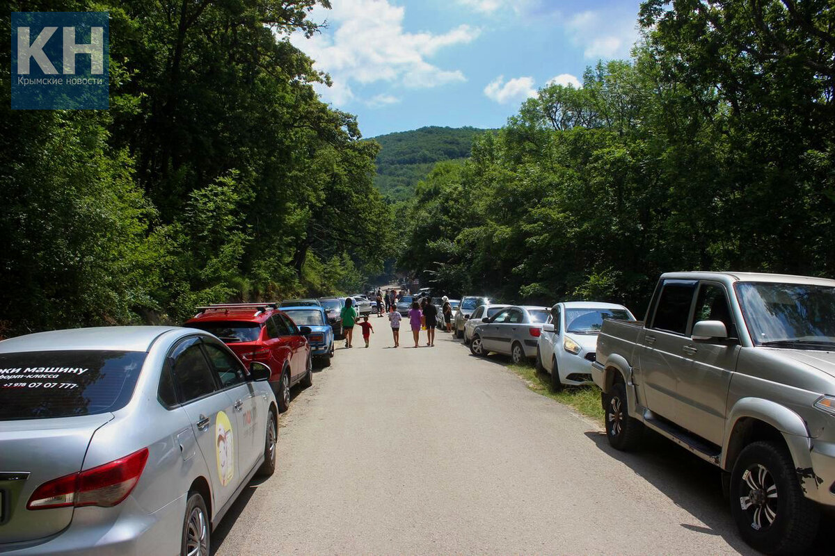 Вардавар в монастыре Сурб-Хач. Многолюдно, дружно, весело | Крымские  новости | Дзен