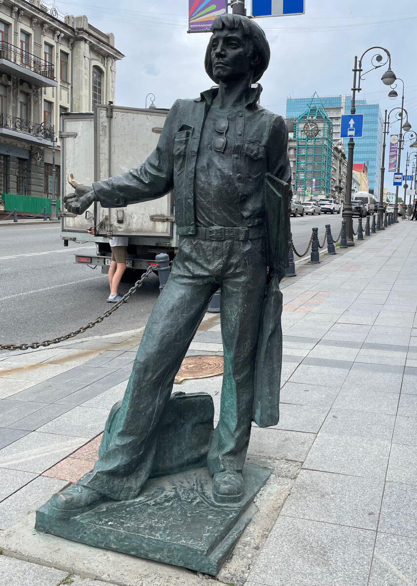 Так же как и у моряка загранплавания, у меня есть чемодан впечатлений