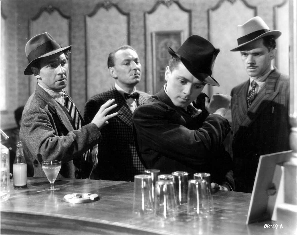 Кадр из фильма "Брайтонский леденец" (1948)
