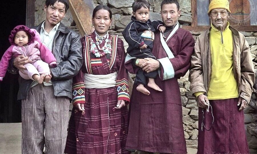 Мужские гаремы: как это было, кто придумал, и как жилось его обитателям