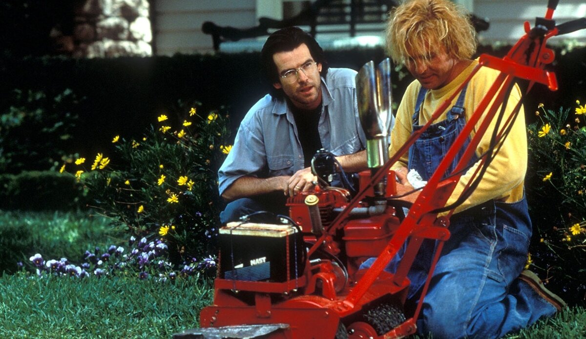 Кадр из фильма "Газонокосильщик" 1992