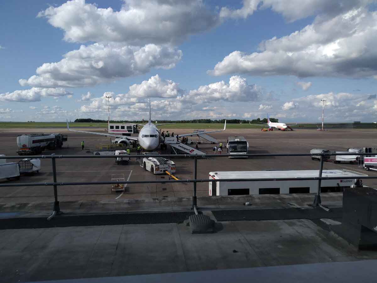 Из окна аэропорта Ноттингема