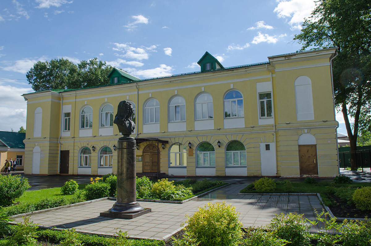 Путевой дворец солнечногорск фото