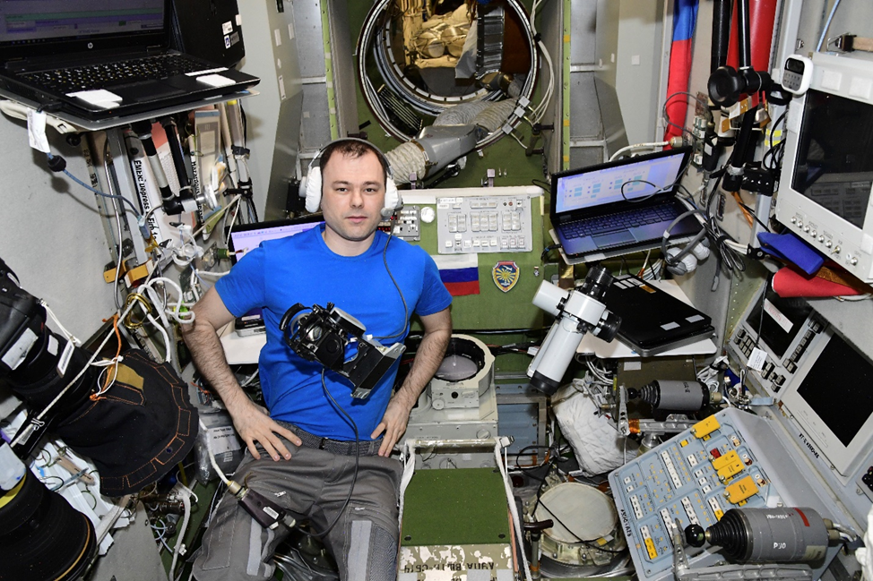 Дмитрий Петелин на центральном посту СМ «Звезда». Фото: Роскосмос