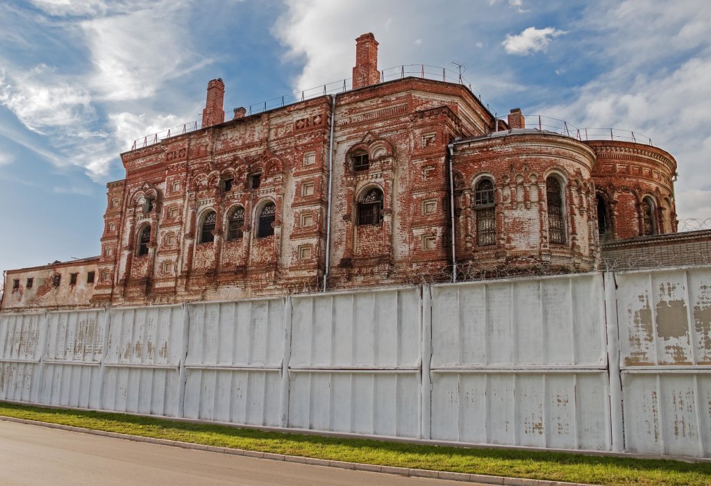 Фото Photogoroda. Церковь на территории СИЗО в наши дни