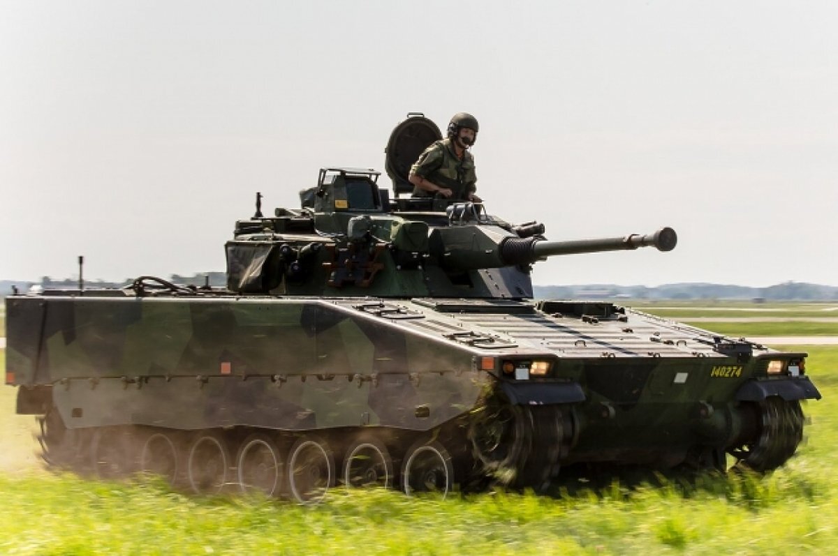   БМП CV-90. Архивное фото.
