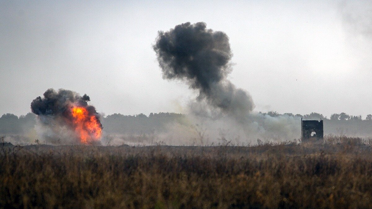     Беспилотники ВСУ долетают не только до территорий Ростовской области, но и до Москвы. Этим Украина пытается оказать психологическое давление на жителей, запугивая мирных граждан, сообщил RostovGazeta политолог Роман Базиков.