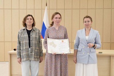   Врач-терапевт Щелковской городской больницы Оксана Лаврова получает социальную ипотеку © Пресс-служба администрации г.о. Щелково