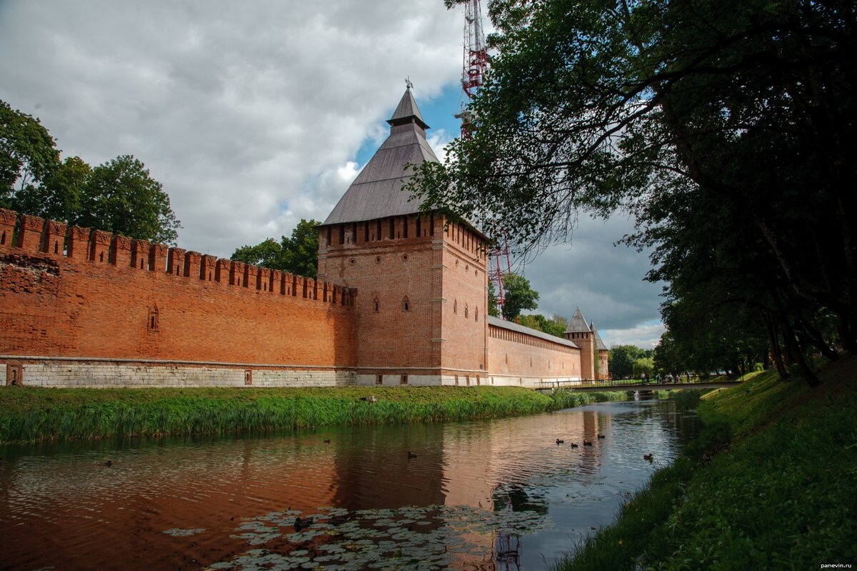 Картинка смоленский кремль