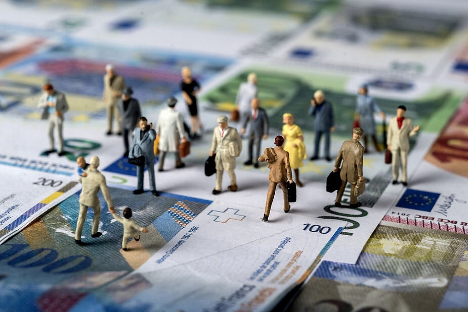 ШНП заявляет, что у Швейцарии серьёзная проблема с мигрантами.