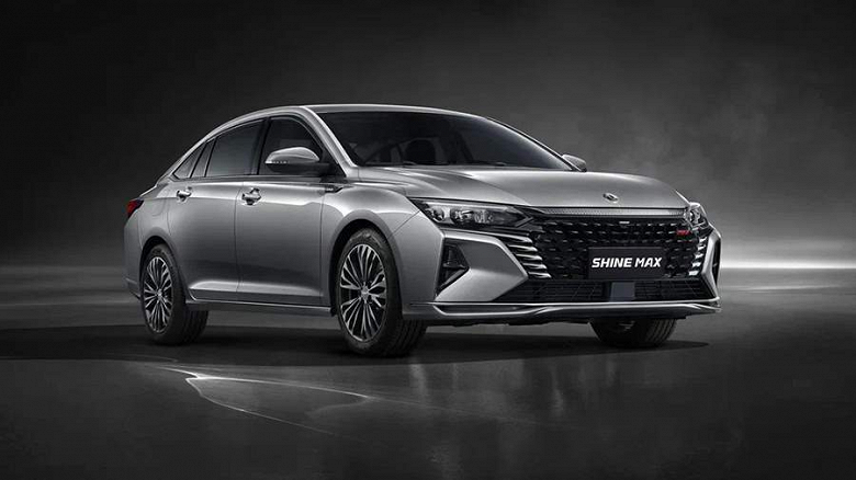 Он оказался больше Chery Arrizo 8