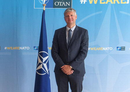    В НАТО предложили Киеву отдать территории РФ в обмен на членство в альянсе