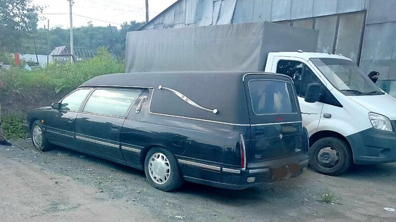     Cadillac. УФССП по Алтайскому краю