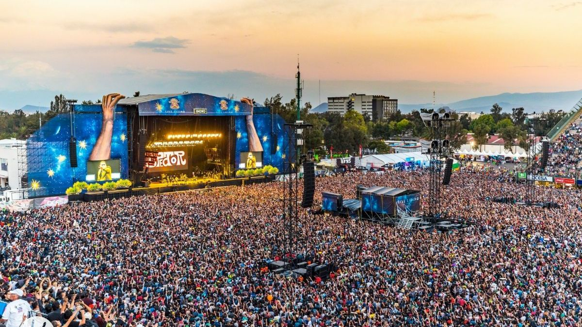 Vive Latino 2022 https://as01.epimg.net/mexico/imagenes/2022/03/04/tikitakas/1646362724_540662_1646363012_noticia_normal.jpg