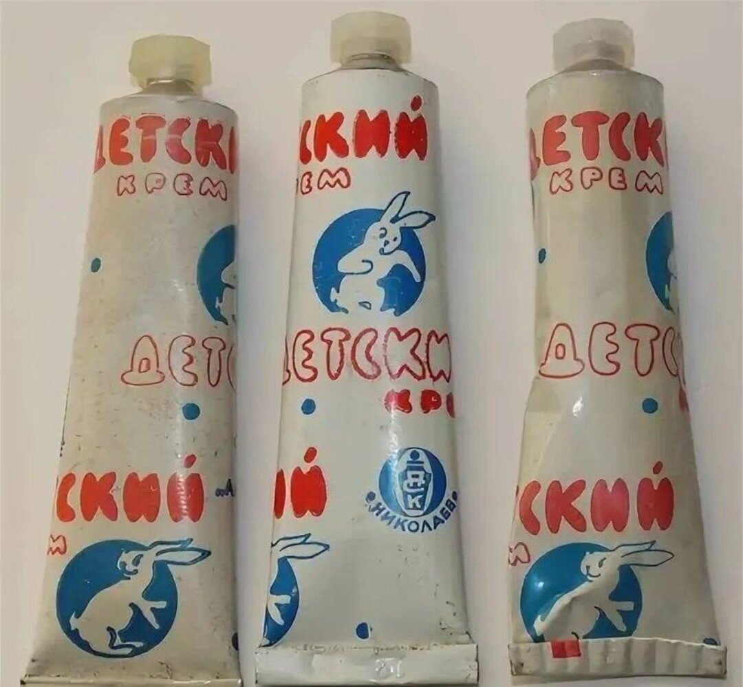 Почему старые фотоальбомы обладают особой магией? Наверное, потому что они работают по принципу машины времени.-7