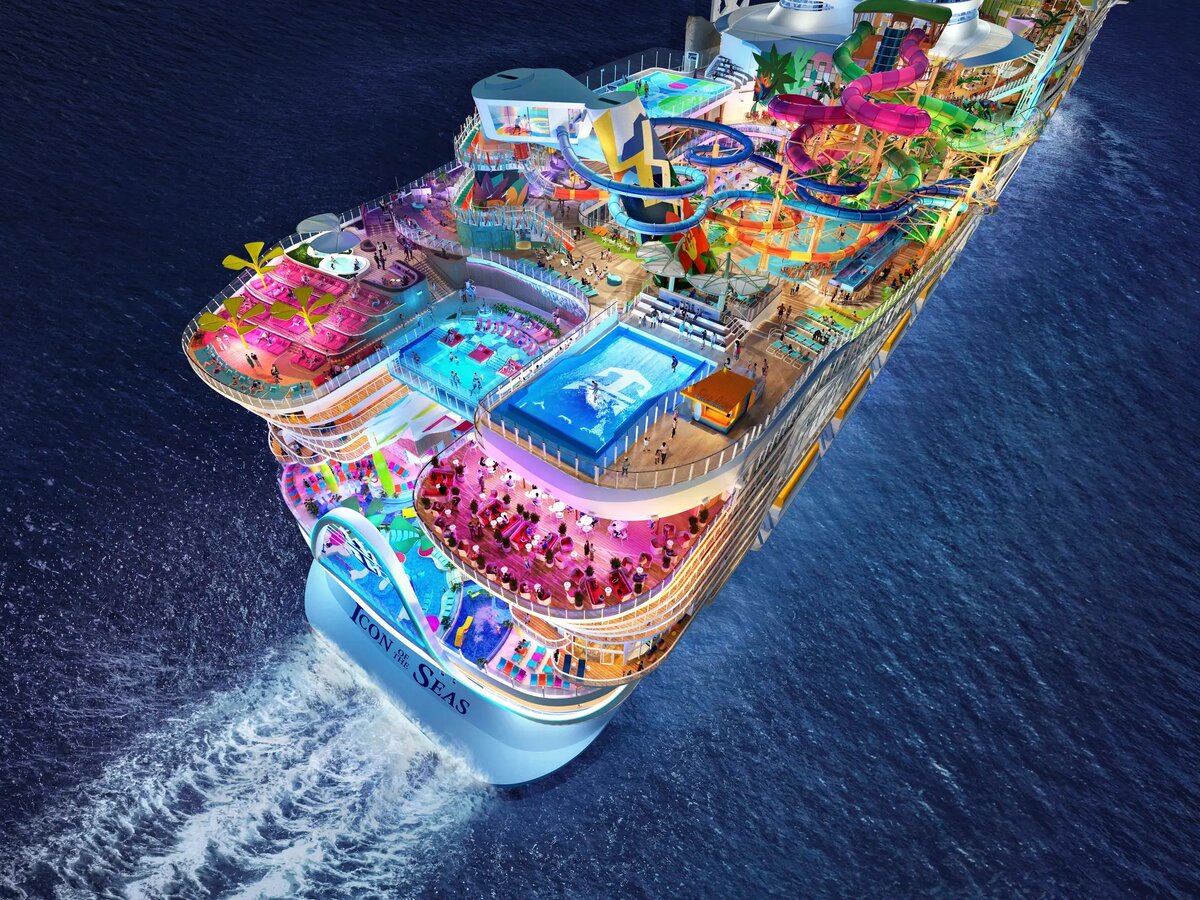 Круизный лайнер 2023 года. Круизный лайнер icon of the Seas. Самый большой лайнер в мире. Самый дорогой круизный лайнер. Royal Caribbean корабли.
