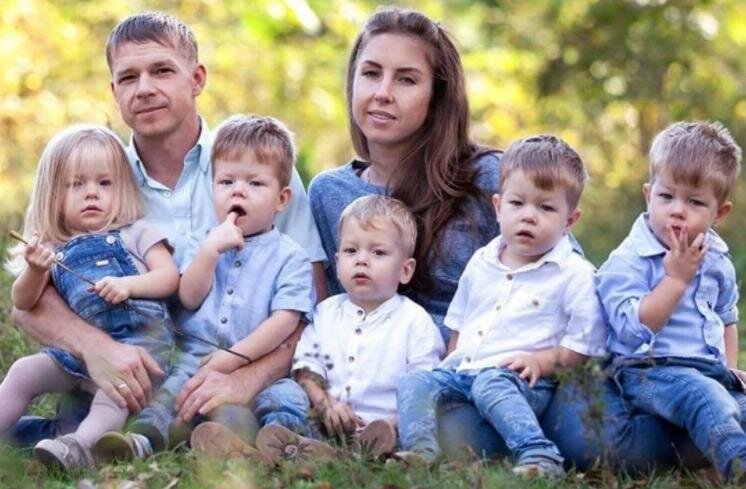 Как выглядит мать 5 детей